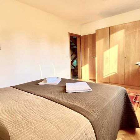 Nautilus-Bay Holiday Home With 5 Rooms, On The Beach, For 2-9 Persons 萨瓦拉 外观 照片