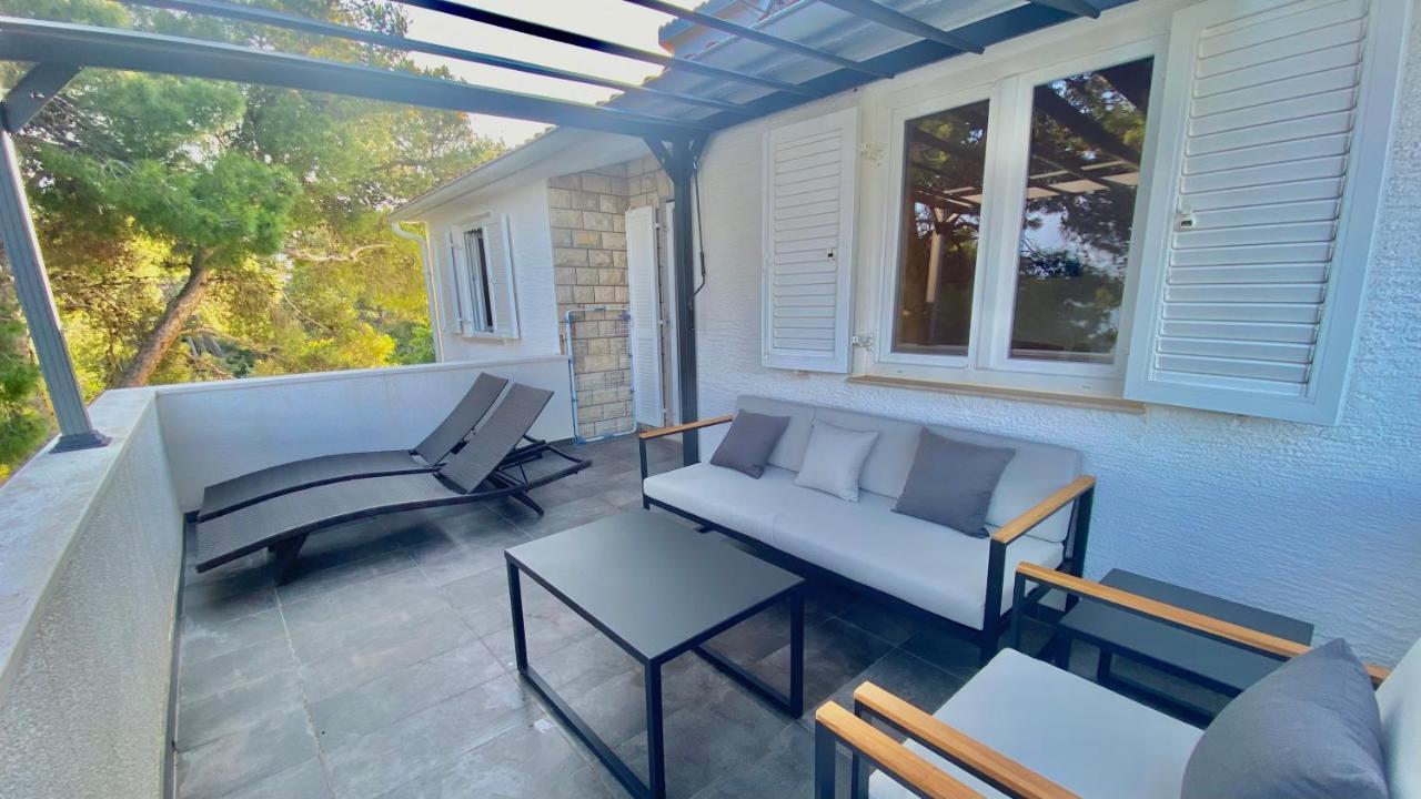 Nautilus-Bay Holiday Home With 5 Rooms, On The Beach, For 2-9 Persons 萨瓦拉 外观 照片